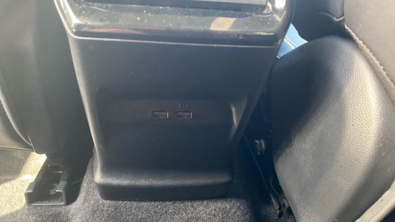 MG HS 1.5 T-GDI Trophy 5dr DCT Petrol Hatchback